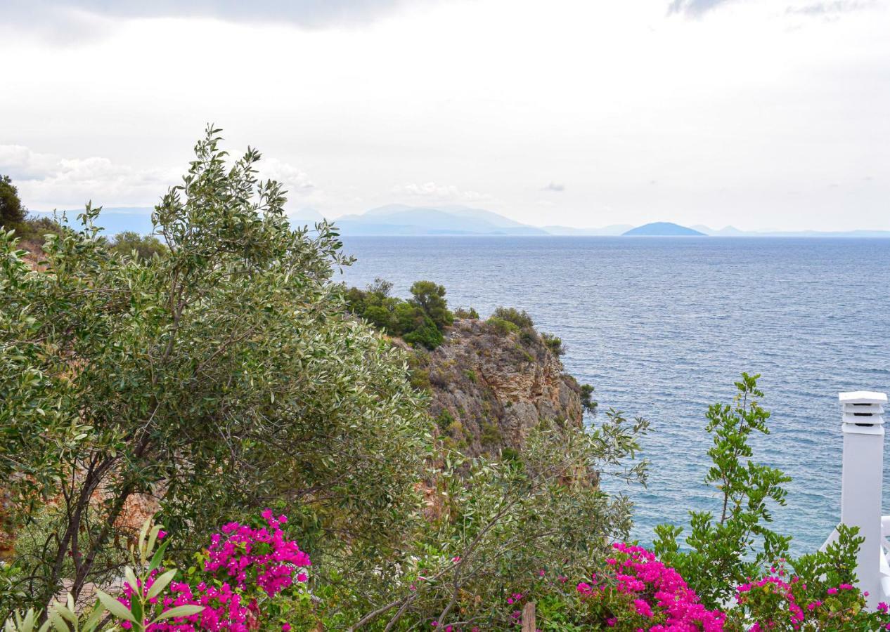 Muses Seaside Villas Parálion Ástros Exterior foto